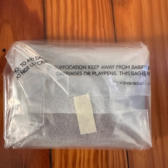 NWT Unopened Coach Pride Card Case - Picture 3 of 6